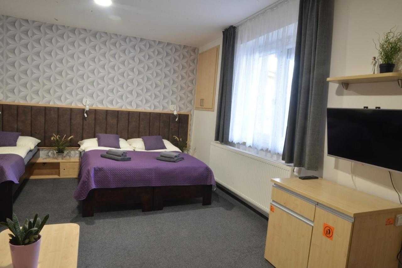 Penzion Klimeš Hustopeče Esterno foto